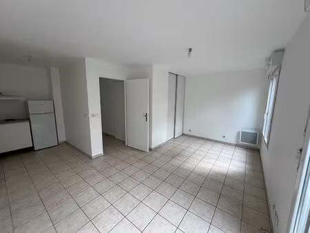 appartement 1 pièces 29 m² à louer neuilly-sur-marne 93330 ? | era immobilier