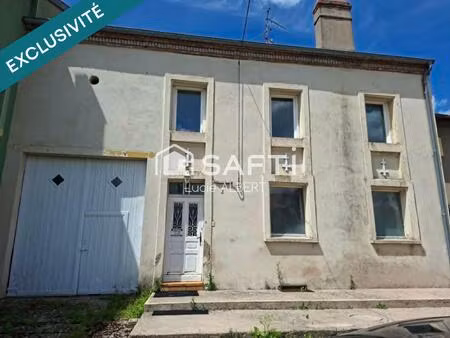 maison de caractère à rénover avec de beaux volumes et un terrain de 67 ares