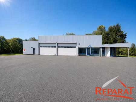 local d'activité à louer – bureaux et dépôt