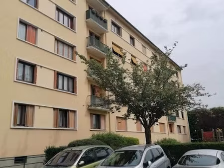 location meublée appartement 3 pièces 58 m² à les clayes-sous-bois (78340)  980 €