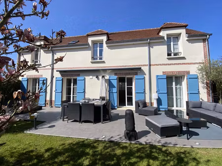 location maison 7 pièces 155 m² à neauphle-le-vieux (78640)