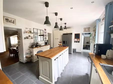 vente maison 6 pièces 233 m² freneuse (78840)