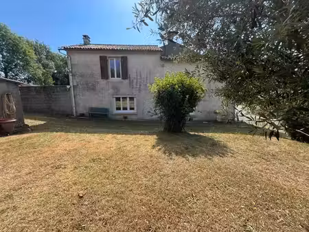 vente maison 5 pièces 166 m² saint-romans-lès-melle (79500)