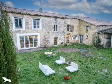 vente maison 5 pièces 164 m² mauzé-sur-le-mignon (79210)
