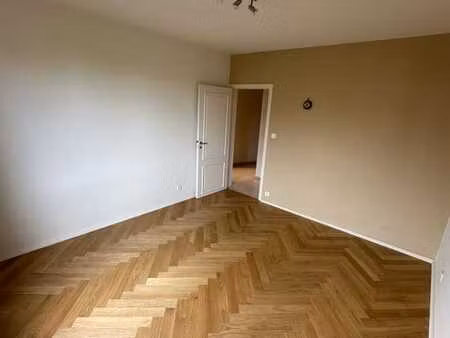 appartement 2-3ch auderghem - parquet et lumineux