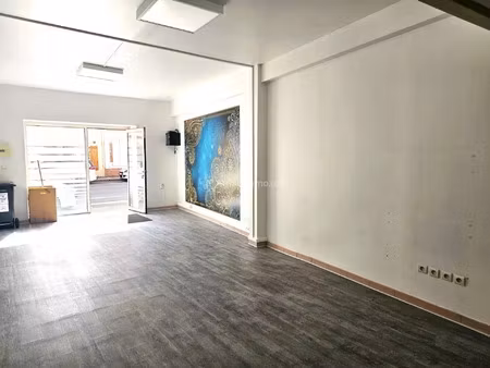 location commerce 1 pièce 57 m² à albi (81000)