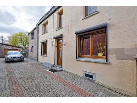 maison unifamiliale
