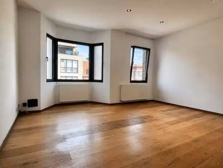 appartement à louer à deurne € 1.050 (lptha) - abricasa | zimmo