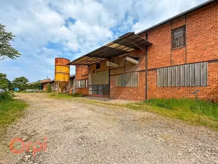 entrepôt à vendre