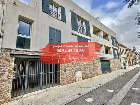 30600 vauvert appartement 3 pièce(s) 61 m2 av terrasse et parking