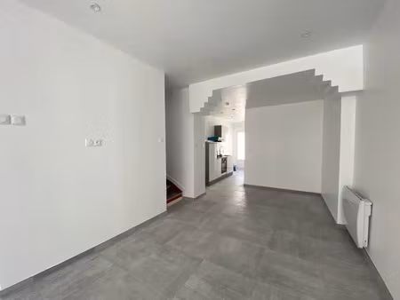 location maison 4 pièces 83.23 m² à wattrelos (59150)  960 €
