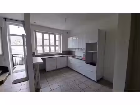 location maison 4 pièces 83 m² à compiegne (60200)  1 450 €