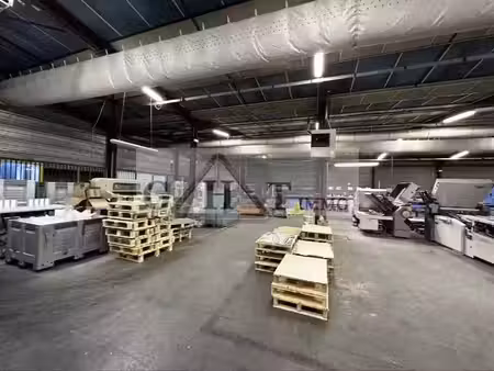 vente local industriel 2200 m² pantin (93500)