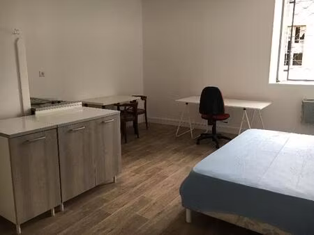 appartement studio bordeaux - 22 m2 - 620 euros ttc