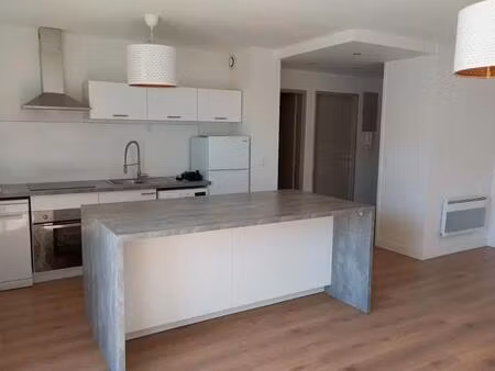 appartement t2 bordeaux - 49 m2 - 880 euros ttc