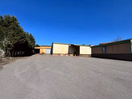 ensemble immobilier hangar et bureau braine