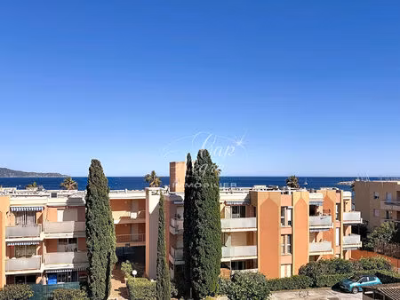 appartement vue mer panoramique dernier étage avec ascenseur proche plages à vendre à cava