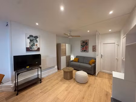 location meublée appartement 1 pièce 25.33 m² à chambery (73000)  610 €