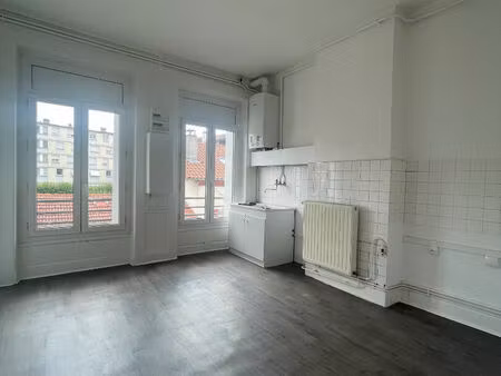 appartement firminy 3 pièce(s) 71 m2