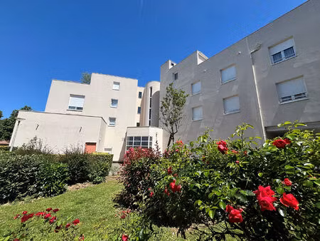 appartement montigny le bretonneux 3 pièce(s)
