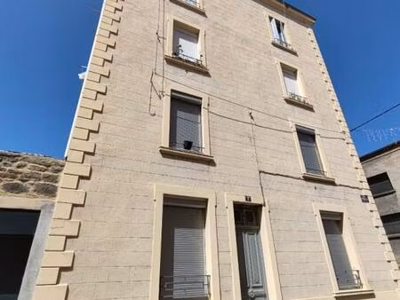 saint-chamond centre – t4 de 79 m² à rénover – fort potentiel !