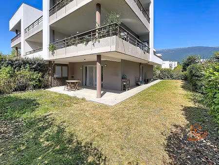 appartement t2 avec terrasse et jardin