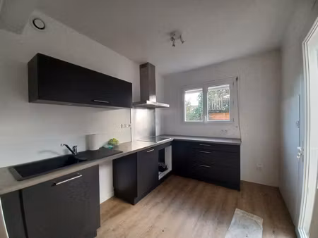 agen - maison de ville avec jardin et garage