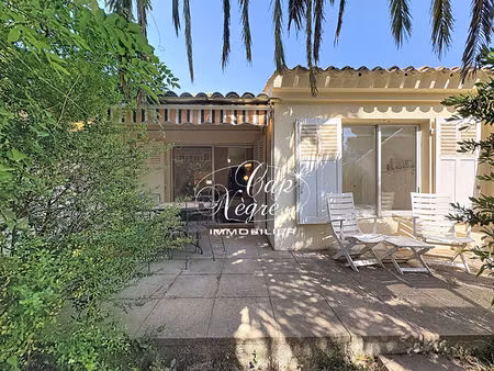 mazet 3 pièces 42 m² avec jardin et accès plage pramousquier
