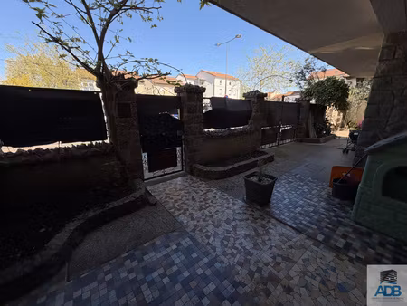 grande maison de ville ! nouveauté !