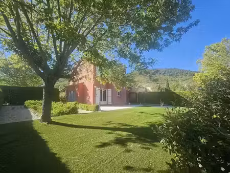 vente villa 3 pièces 68 m² à castellane (04120)  255 000 €
