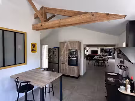 vente maison de village les chatelliers chateaumur  195m² 6 pièces 323 000€ vendée