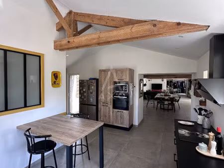 vente maison de village les chatelliers chateaumur  195m² 6 pièces 343 200€ vendée