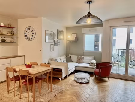 appartement 3 pièces meublé avec balcon  proche t2
