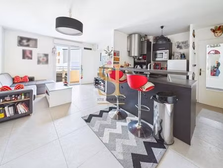 bel appartement 2 pièces
