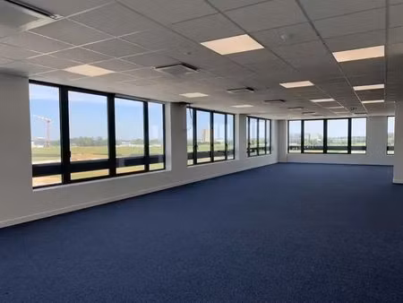 le jazz — 167 m² de bureaux d'angle neufs  face au val d'europe | chessy (77)