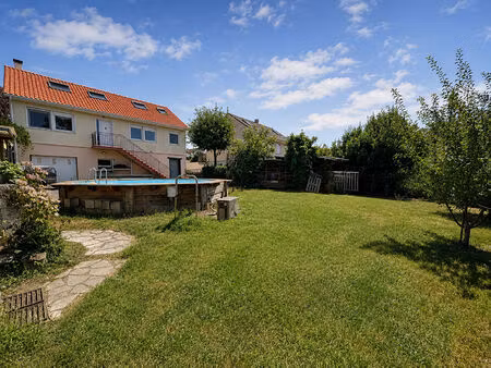 vente maison 8 pièces  160.00m²  couëron