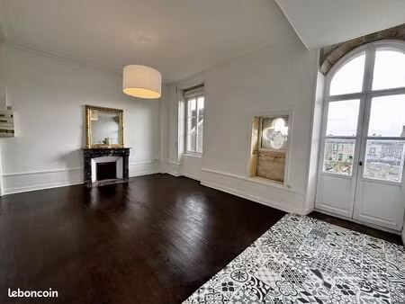 appartement 3 pièces 90 m²