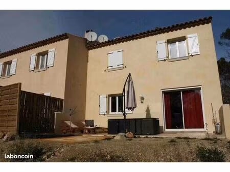 a louer agréable villa t4 au thoronet