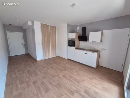 appartement 1 pièce 27 m2