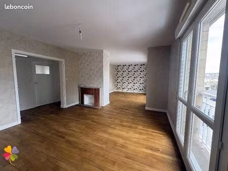 appartement 3 pièces 80 m²
