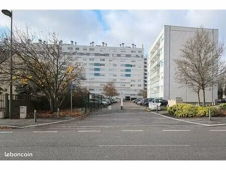 parking les mureaux