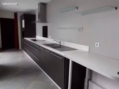 maison 3 pièces 65 m²