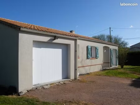 location maison 3 chambres  avec garage