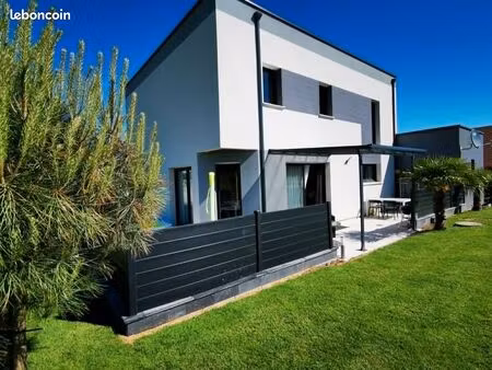 à louer – maison contemporaine meublée de 155 m² – 5 chambres – disponible à partir du 10 