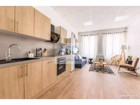 appartement 1 pièce 11 m²