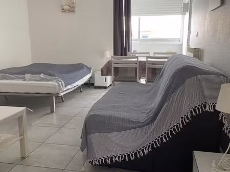 studio 1 pièce 26 m²