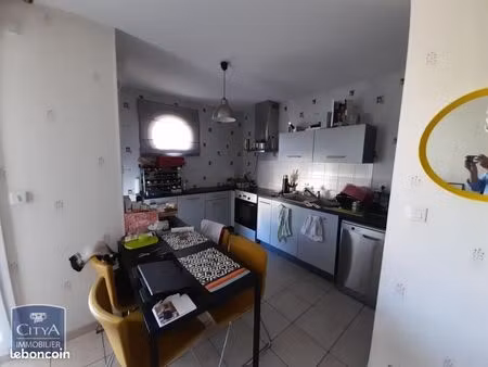 appartement 3 pièces 64 m²