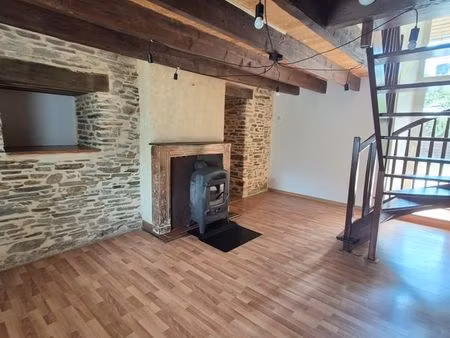 maison en pierre 54 m² – 2 chambres – jardin – guipry-messac