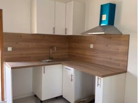 appartement t4 au rez de chaussée rue de lyon 15 eme