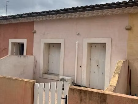 appartement plain pied 30m2 avec cour privative